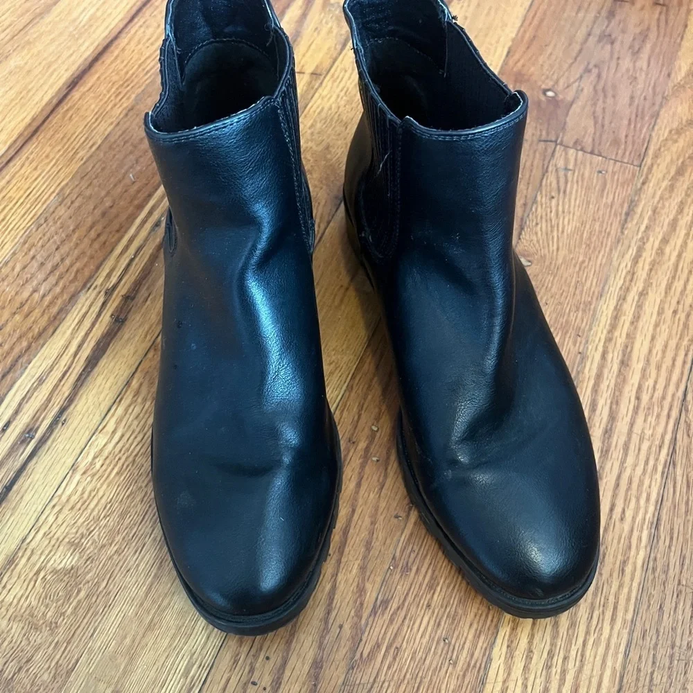 Sonoma Black Rugged Sole Footwear